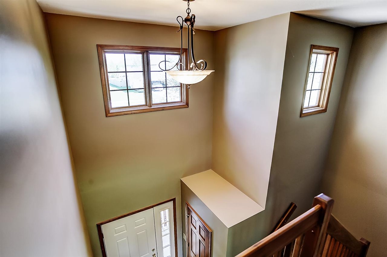 1403 Rambler Road Huntertown, IN 46748 - Photo 17 of 30 Gallery Image 17