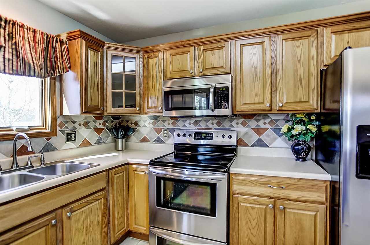 1403 Rambler Road Huntertown, IN 46748 - Photo 10 of 30 Gallery Image 10