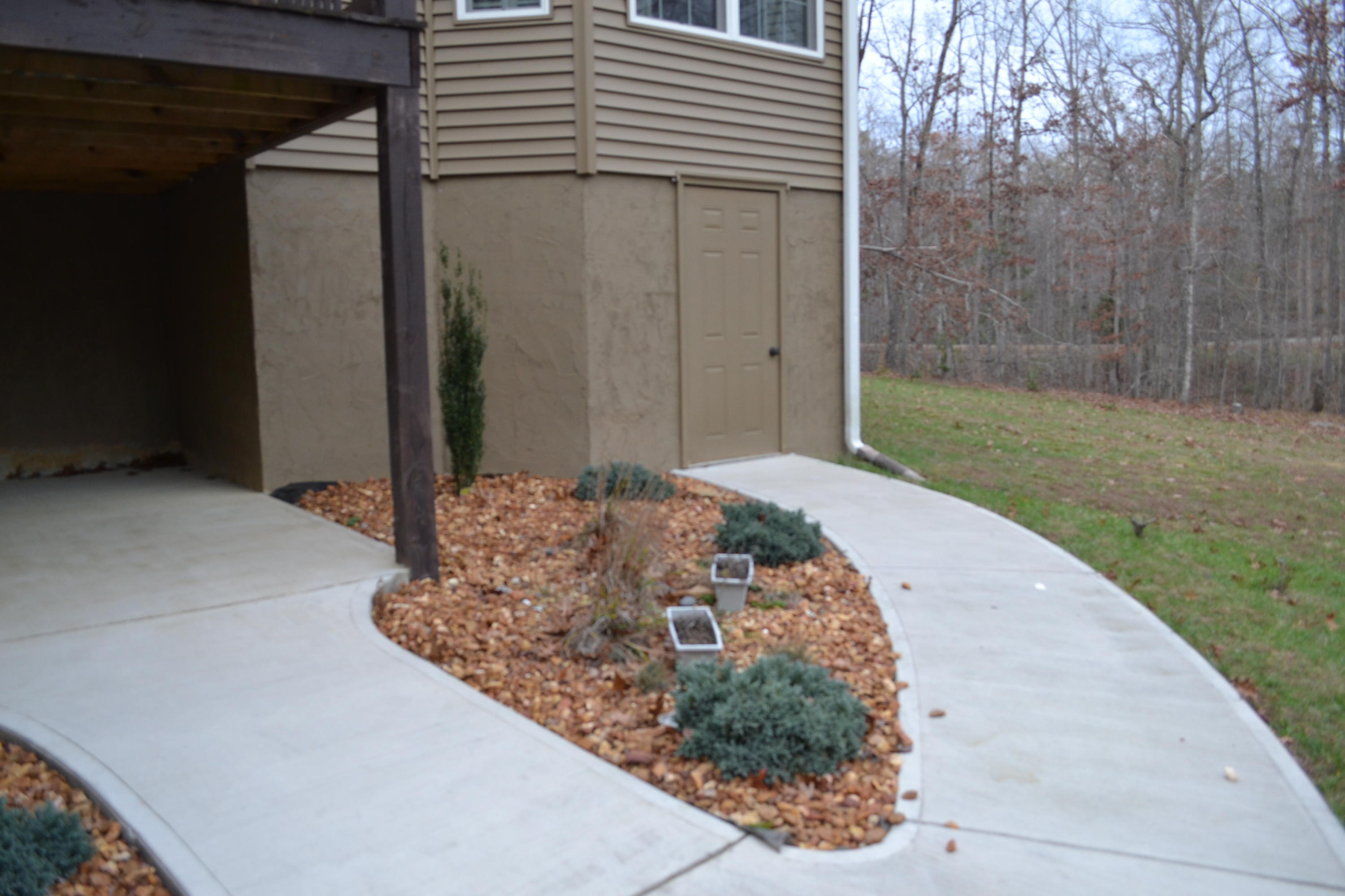 927 Goosepond Road Monterey, TN 38574 - Photo 30 of 39 Huge Storage Space