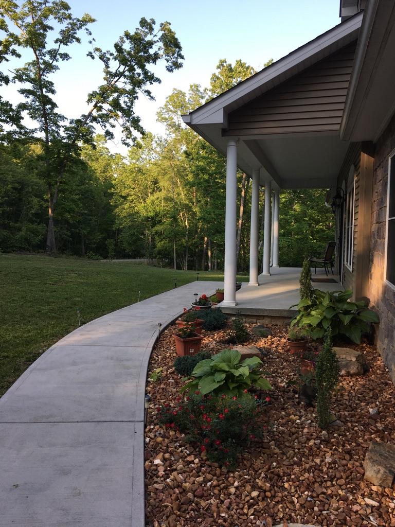 927 Goosepond Road Monterey, TN 38574 - Photo 34 of 39 Sidewalk