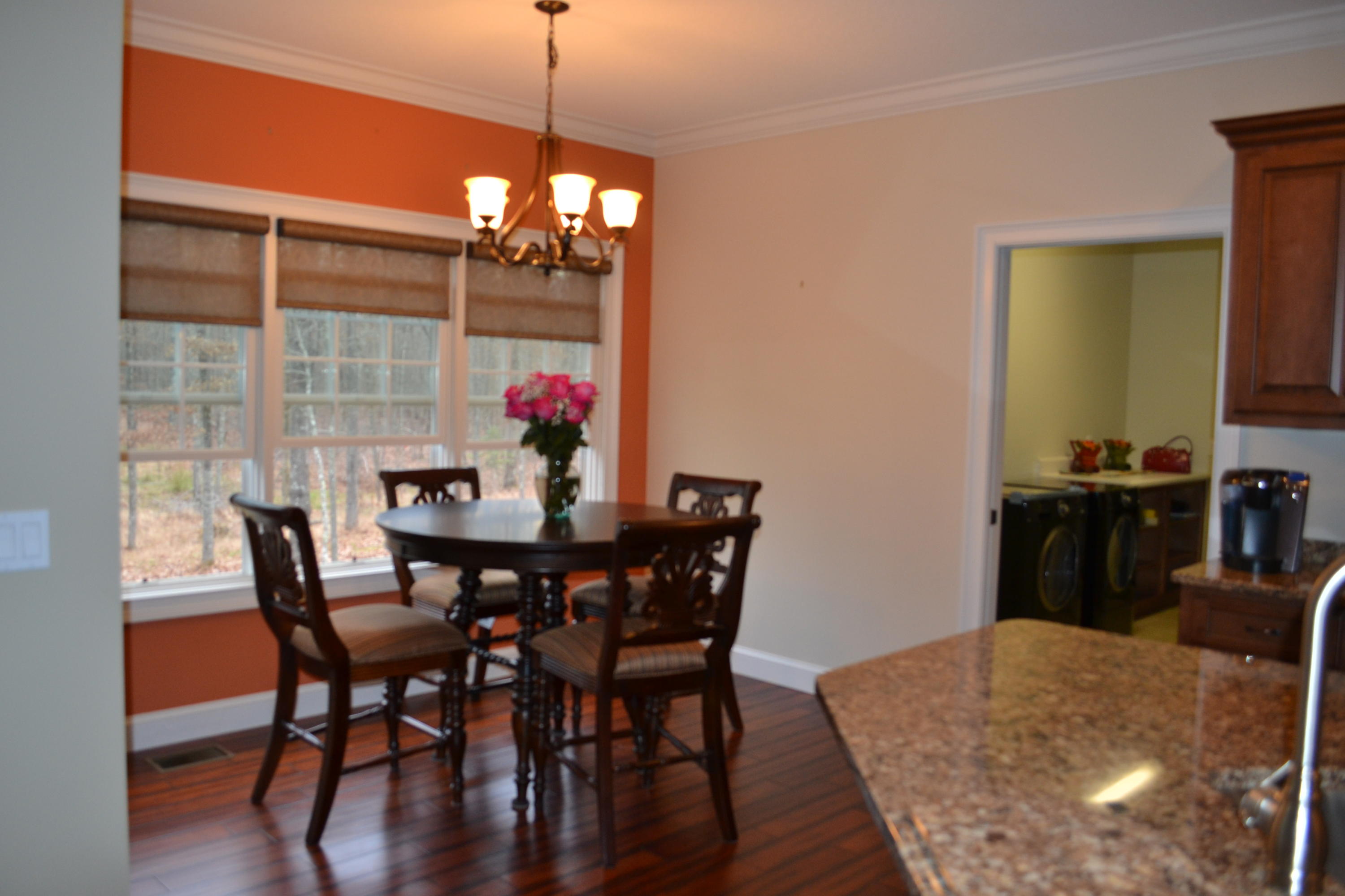 Kitchen to Breakfast Area
