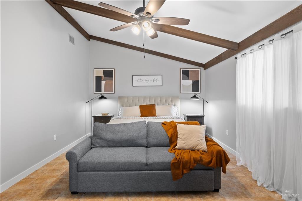2212 North Bryan Rd Mission Mission, TX 78572 - Photo 14 of 44 a living room with furniture and a ceiling fan