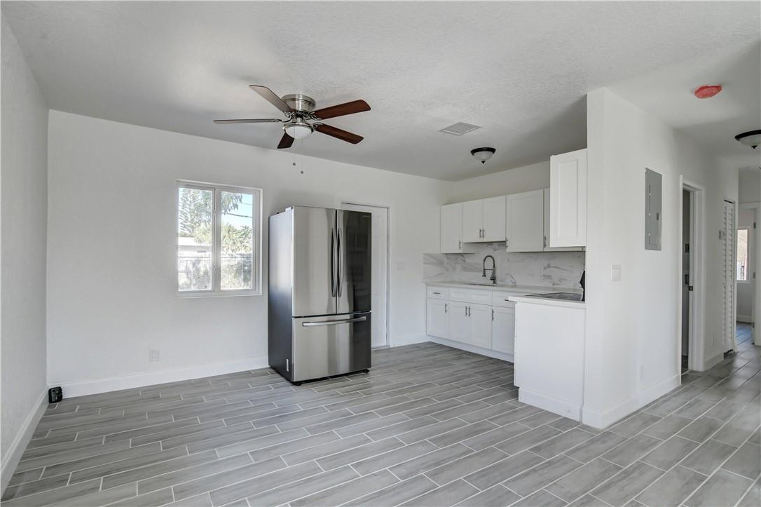 424 West 15th Street Riviera Beach, FL 33404 - Photo 10 of 34 Photo 10