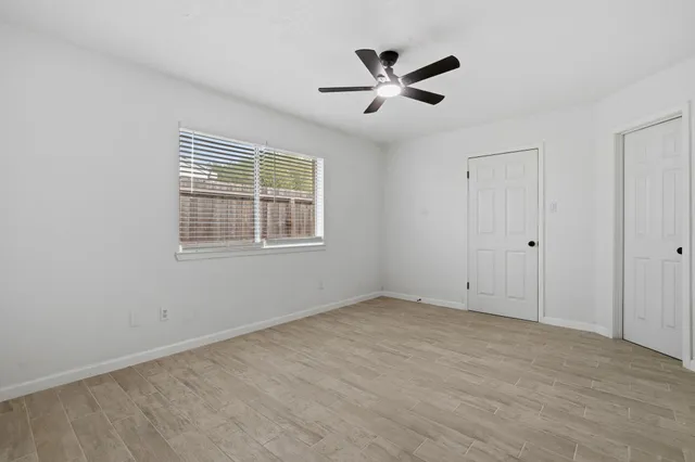 $1,950 | 7618 Breda Drive, Baytown, TX 77521