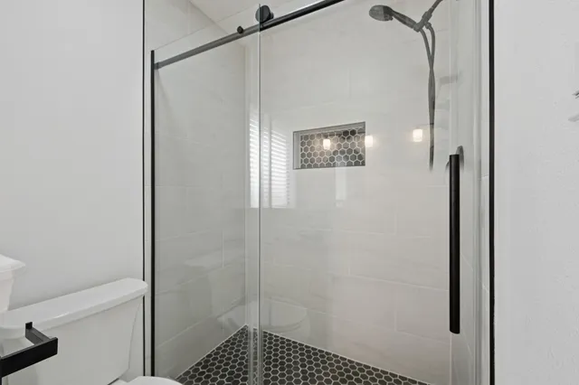 $1,950 | 7618 Breda Drive, Baytown, TX 77521