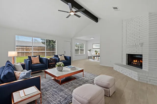 $1,950 | 7618 Breda Drive, Baytown, TX 77521