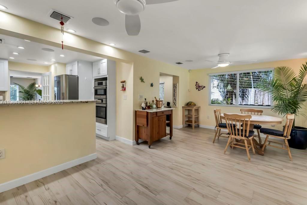 222 Southwest 7th Street Dania Beach, FL 33004 - Photo 13 of 59