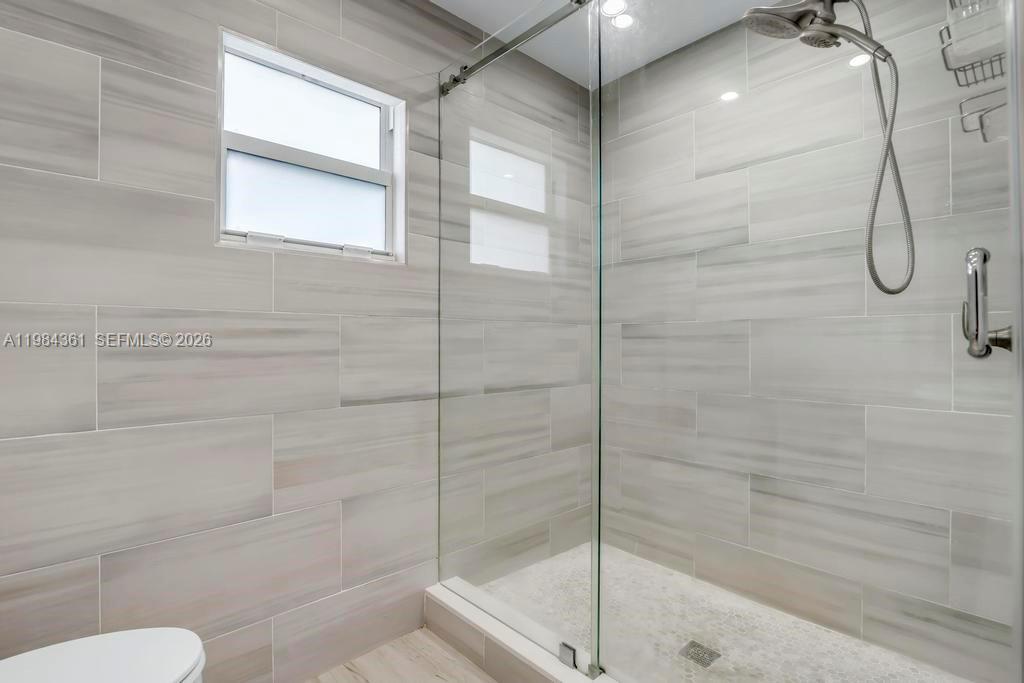 222 Southwest 7th Street Dania Beach, FL 33004 - Photo 21 of 59