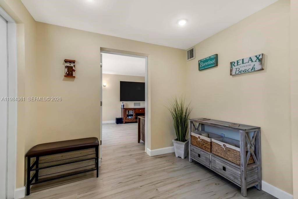 222 Southwest 7th Street Dania Beach, FL 33004 - Photo 29 of 59
