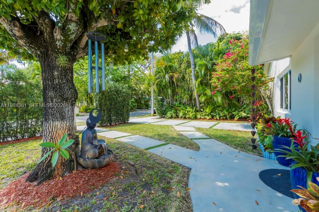 222 Southwest 7th Street Dania Beach, FL 33004 - Photo 41 of 59