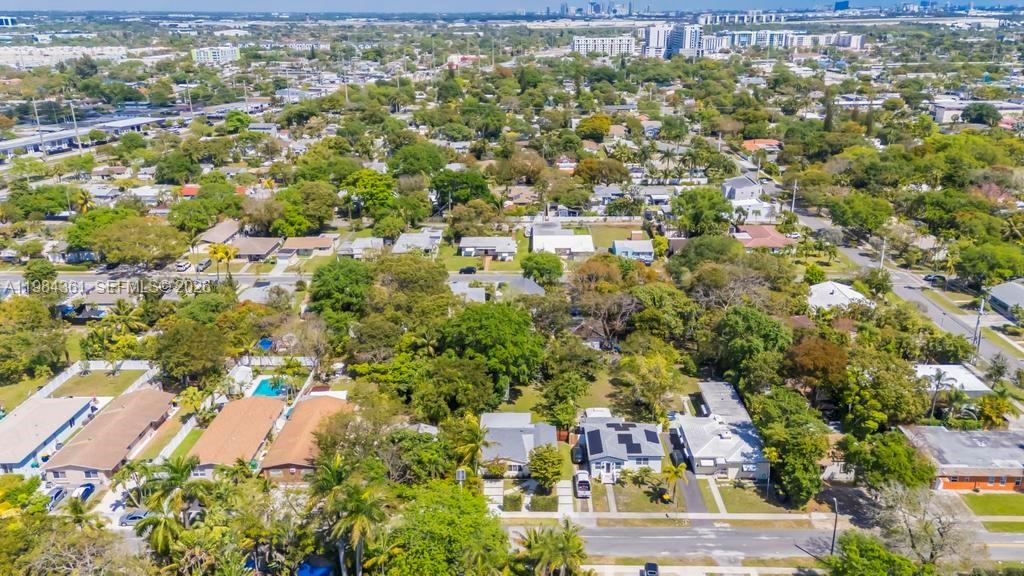 222 Southwest 7th Street Dania Beach, FL 33004 - Photo 53 of 59