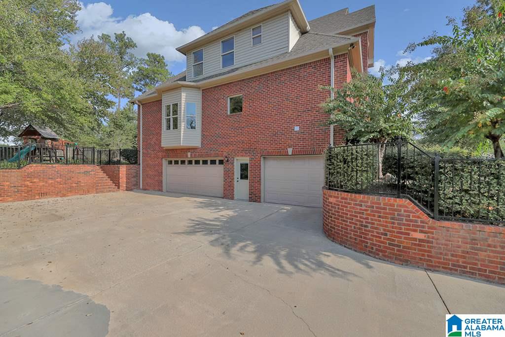 1048 Grande View Pass Alabaster, AL 35114 - Photo 4 of 36