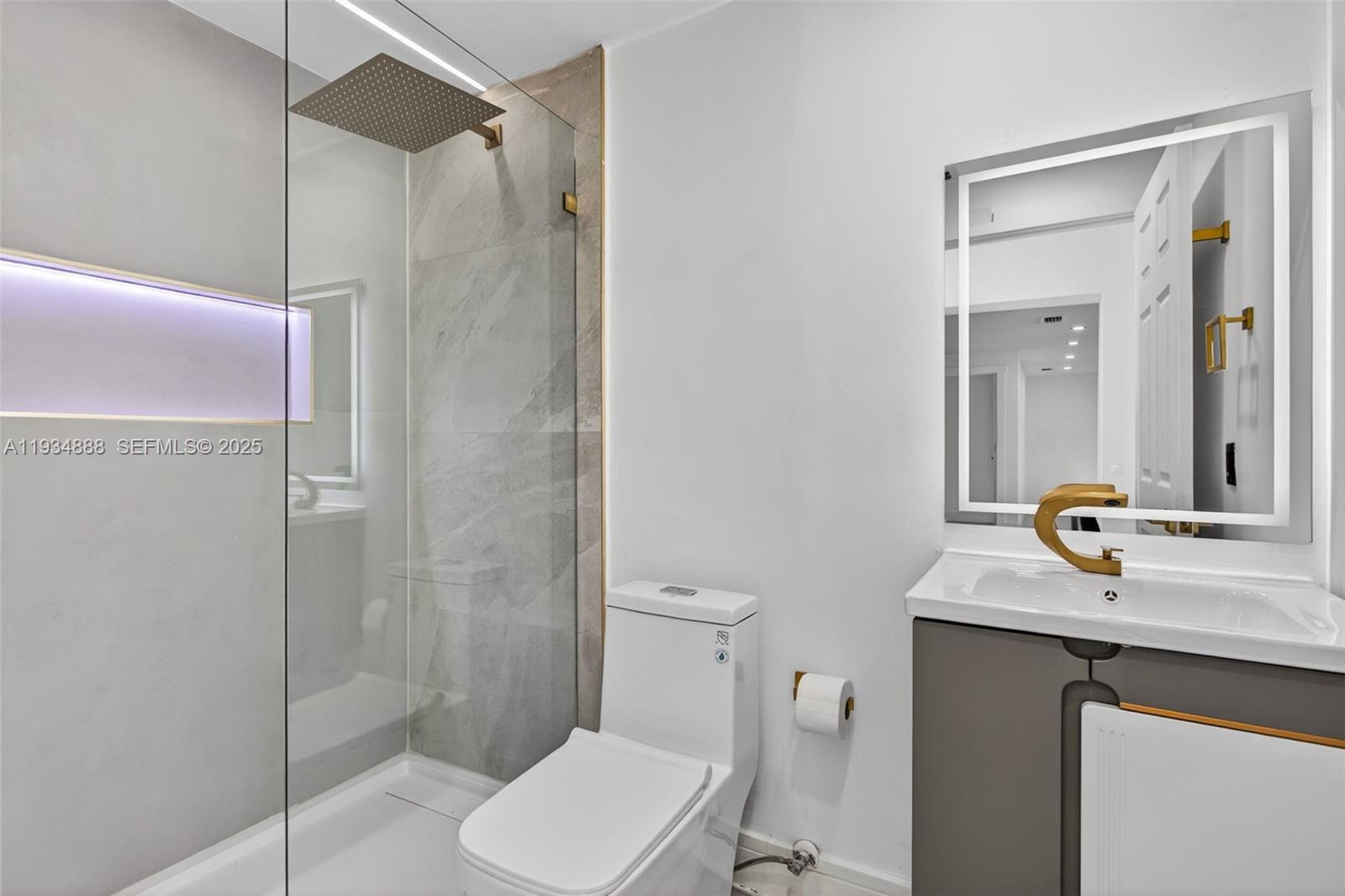 1488 Northeast 29th Street Pompano Beach, FL 33064 - Photo 14 of 30