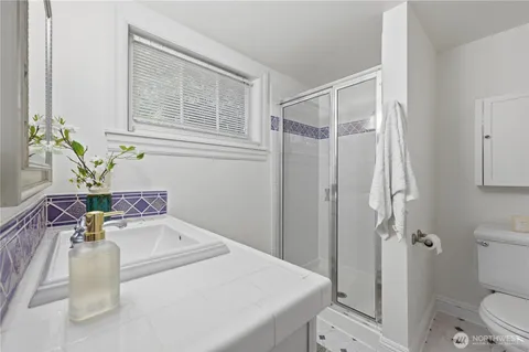 $1,198,000 | 7550 21st Avenue Northeast, Seattle, WA 98115