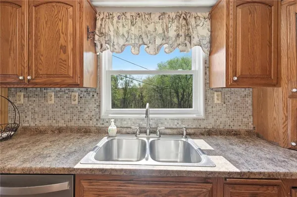 $289,900 | 365 West Park Road, Portersville, PA 16051