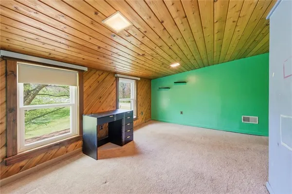 $289,900 | 365 West Park Road, Portersville, PA 16051