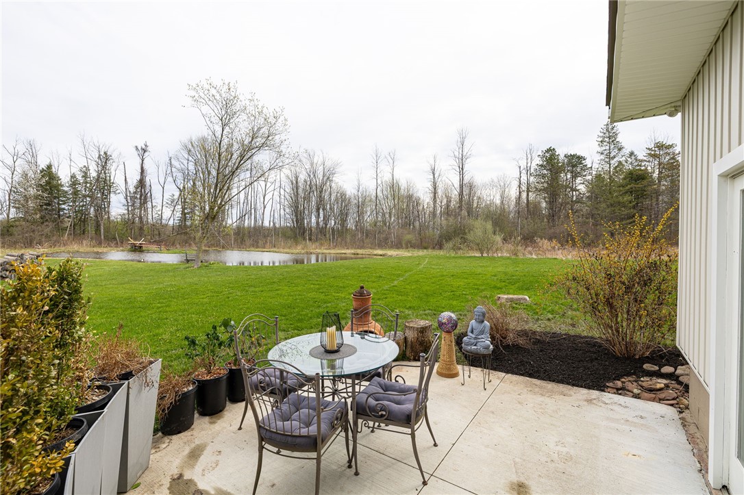 1236 Salt Road Webster, NY 14580 - Photo 38 of 49