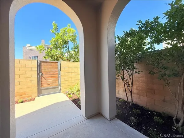 $5,350 | 268 Novel, Irvine, CA 92618