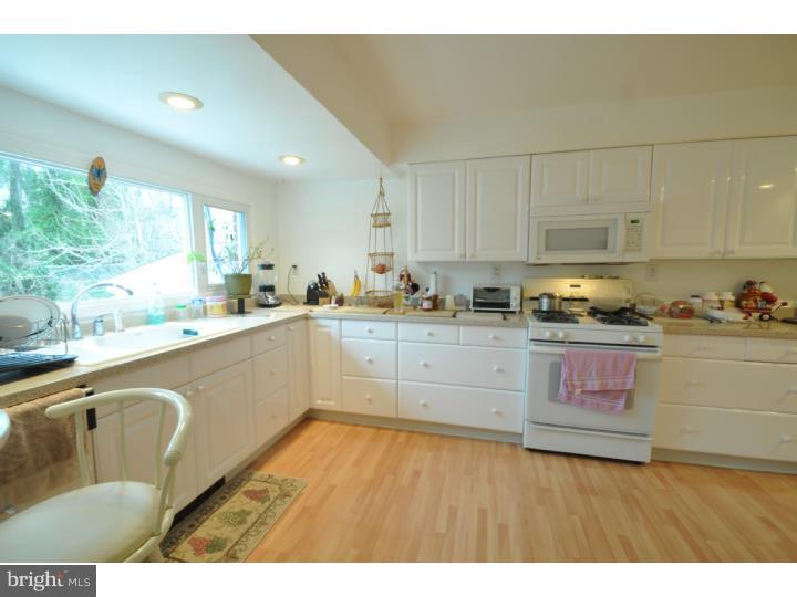 956 Irvin Road Huntingdon Valley, PA 19006 - Photo 14 of 15