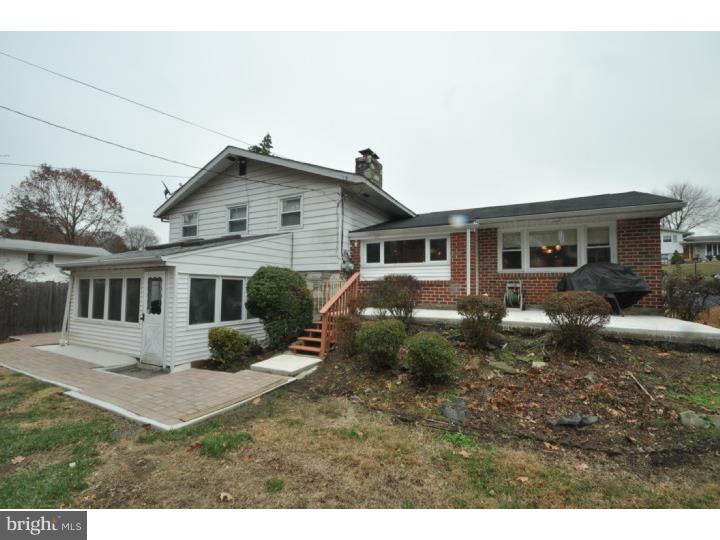 956 Irvin Road Huntingdon Valley, PA 19006 - Photo 4 of 15