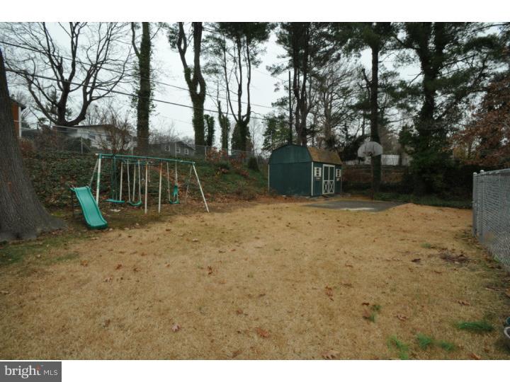 956 Irvin Road Huntingdon Valley, PA 19006 - Photo 5 of 15