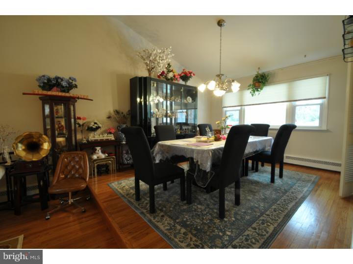 956 Irvin Road Huntingdon Valley, PA 19006 - Photo 10 of 15