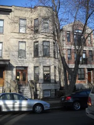 $2,950 | 3218 North Seminary Avenue, Unit 1, Chicago, IL 60657