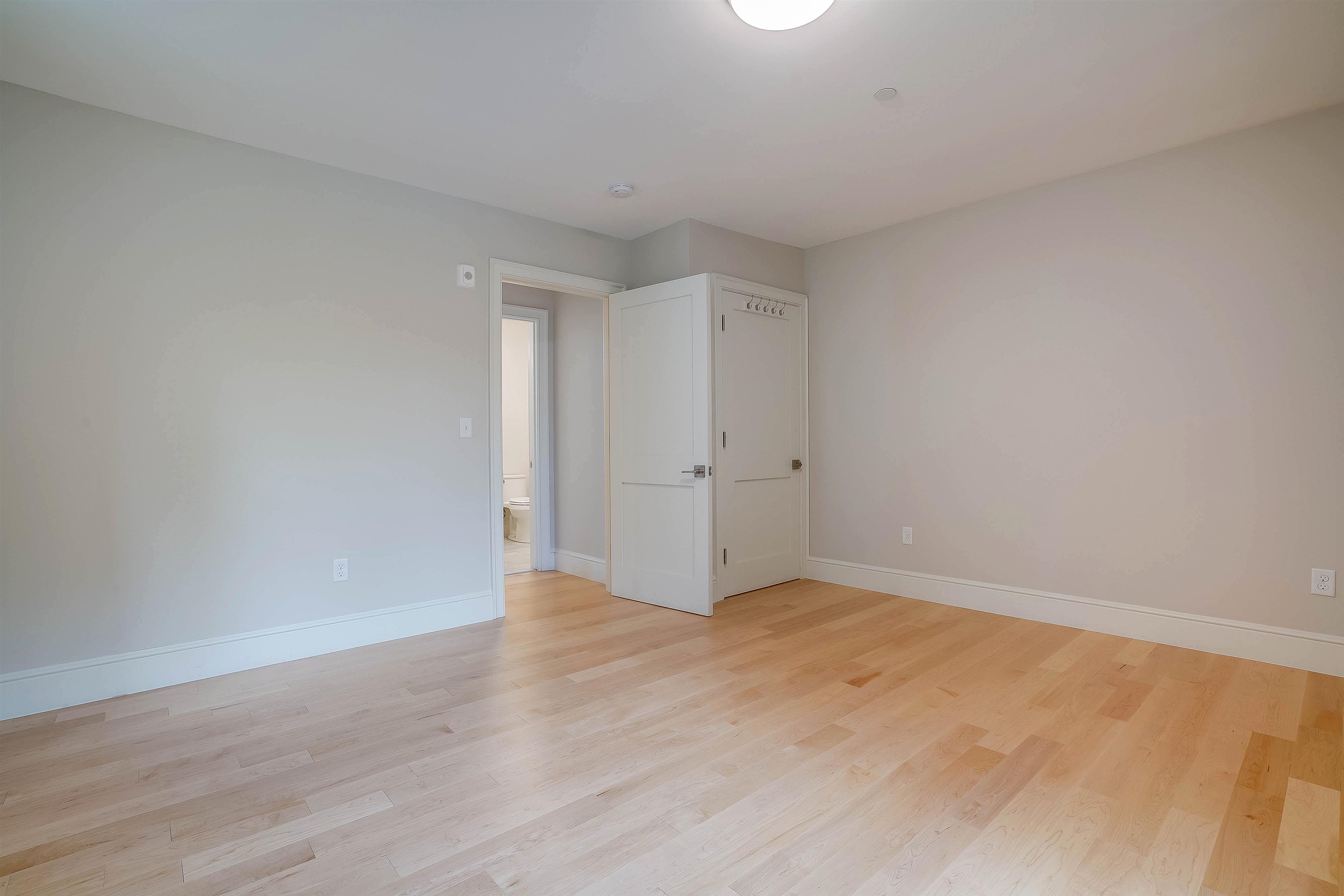 32 Willey Creek Road, Unit 104 Exeter, NH 03833 - Photo 21 of 40 Gallery Image 21