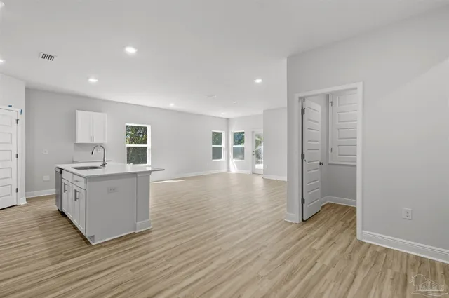 $404,900 | 3460 Crossvine Road, Cantonment, FL 32533