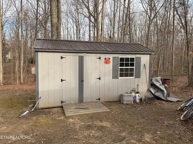 $239,000 | 1070 North Shady Ln Loop, Clarkrange, TN 38553