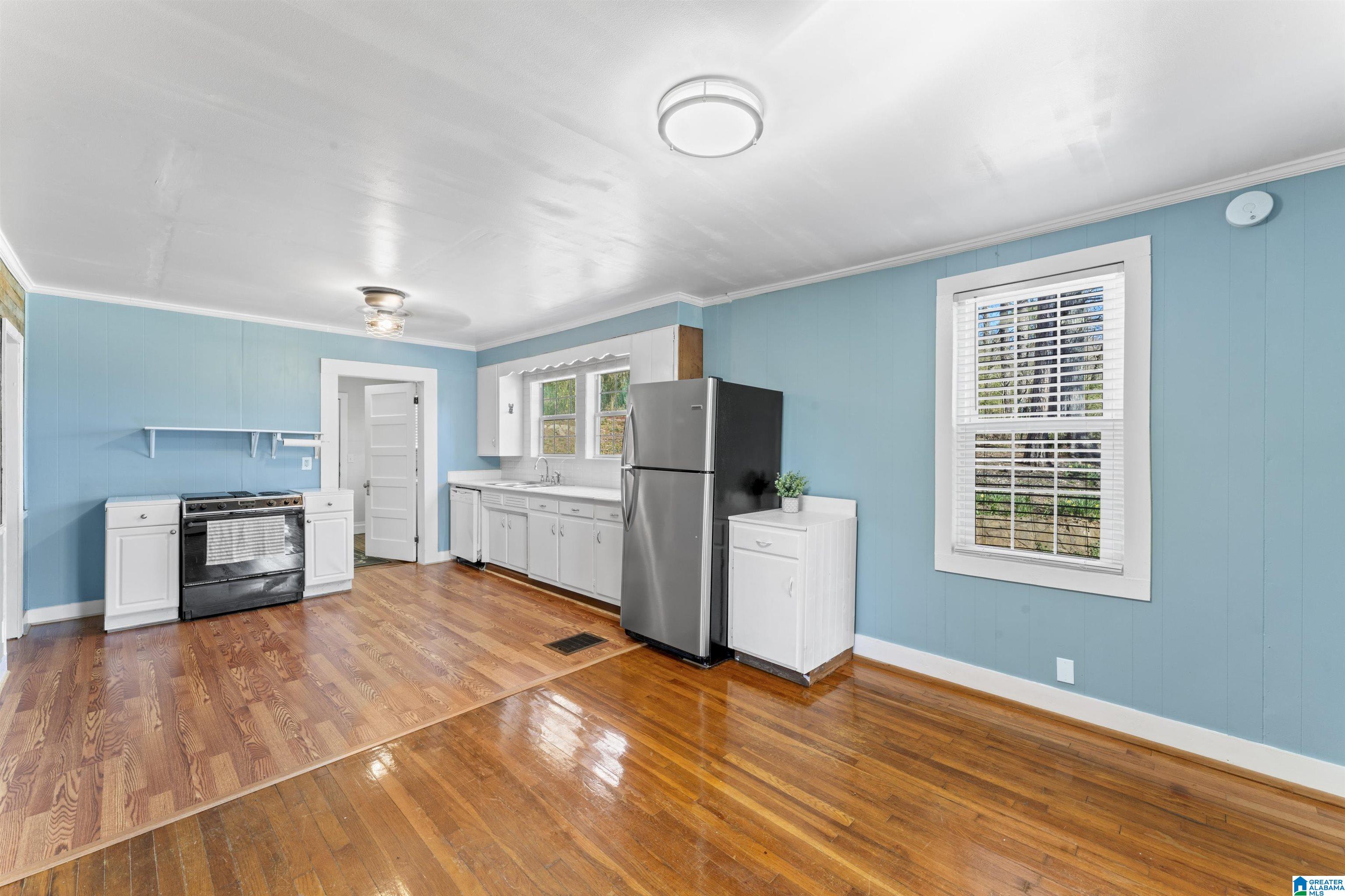 616 Crumly Chapel Road Birmingham, AL 35214 - Photo 10 of 33
