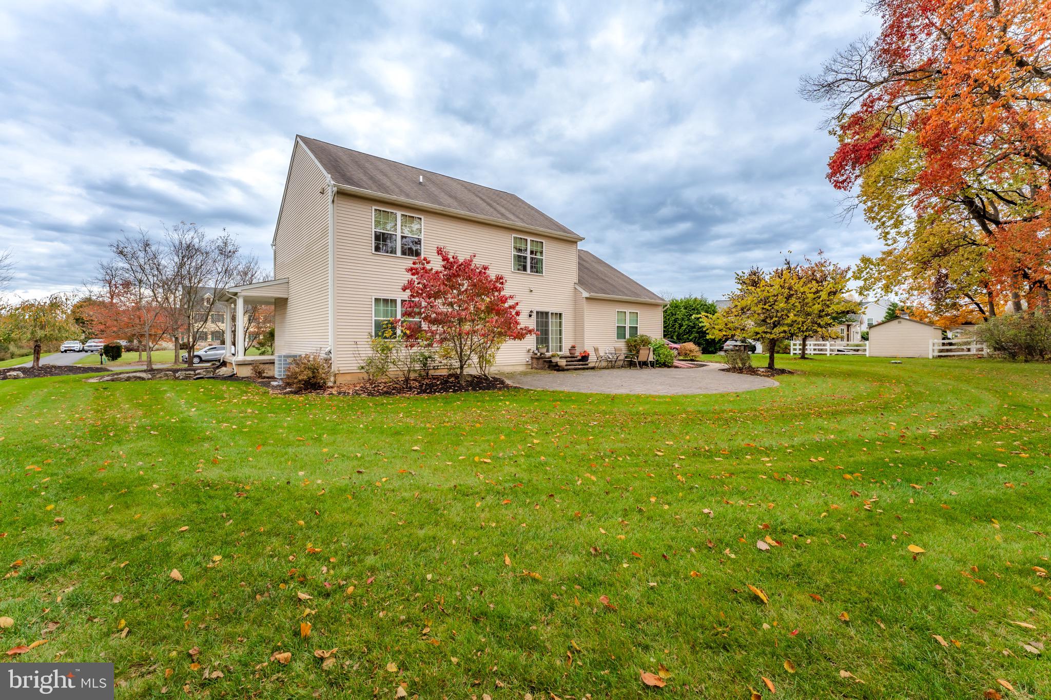 3505 Woodbyne Road Hellertown, PA 18055 - Photo 57 of 78 a front view of house with garden
