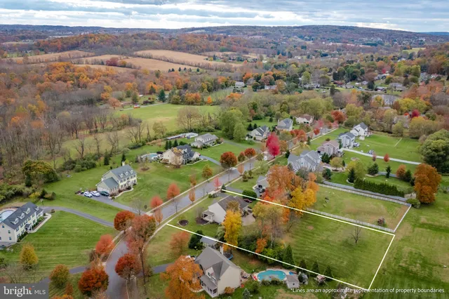 $755,000 | 3505 Woodbyne Road, Hellertown, PA 18055