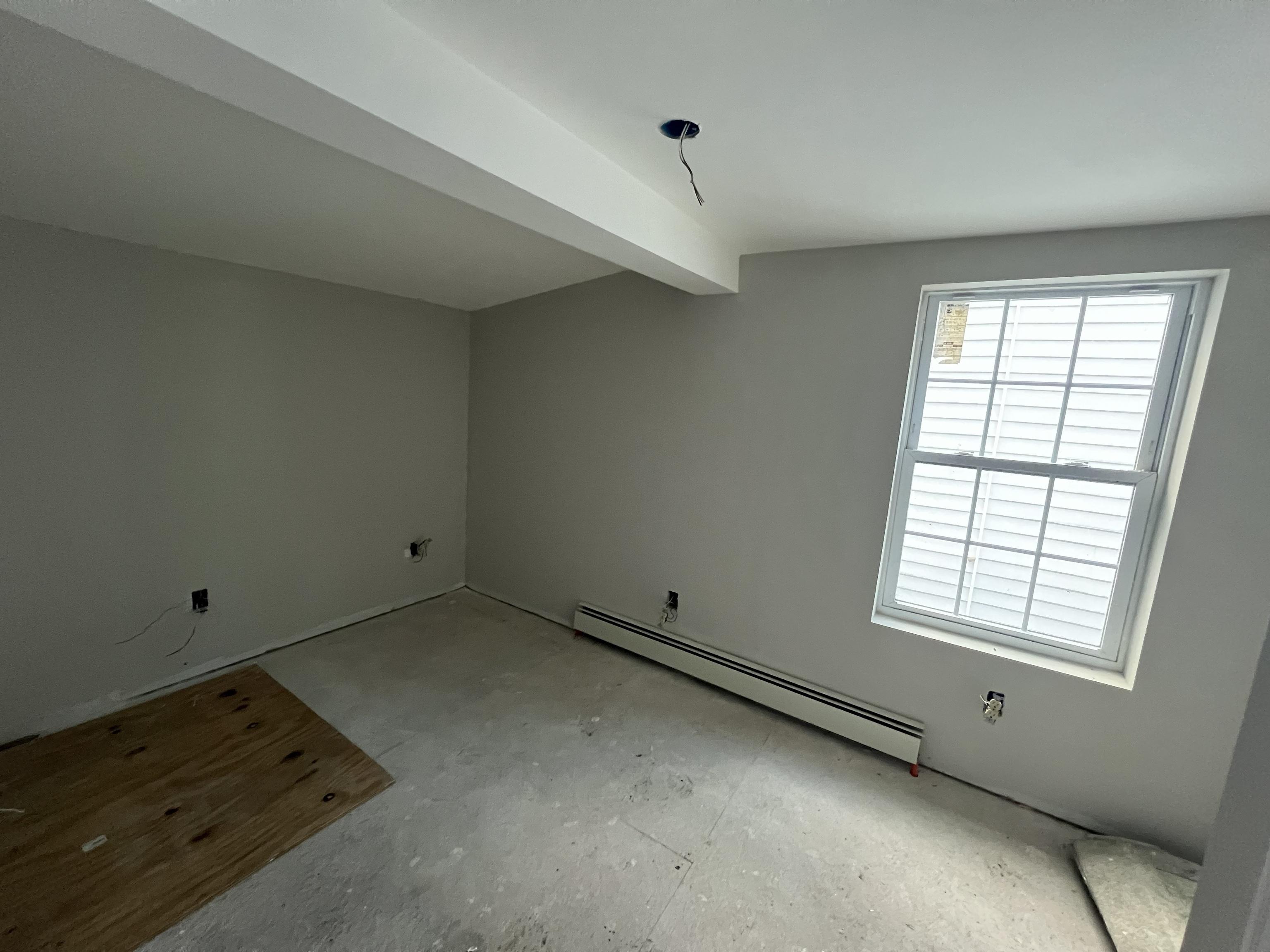 475 East Main Street Norwich, CT 06360 - Photo 9 of 14 an empty room with windows