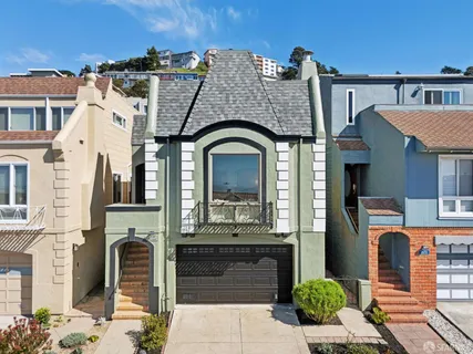 $1,699,000 | 1866 16th Avenue, San Francisco, CA 94122