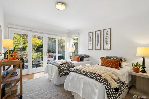 $1,699,000 | 1866 16th Avenue, San Francisco, CA 94122