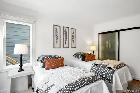 $1,699,000 | 1866 16th Avenue, San Francisco, CA 94122