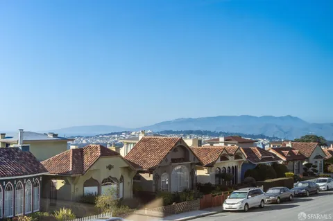 $1,699,000 | 1866 16th Avenue, San Francisco, CA 94122