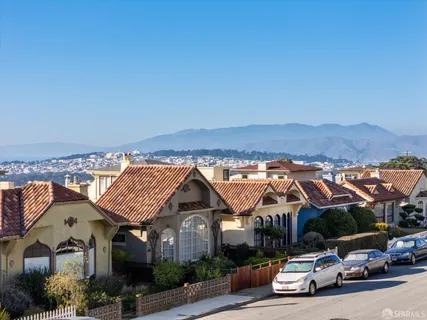 $1,699,000 | 1866 16th Avenue, San Francisco, CA 94122