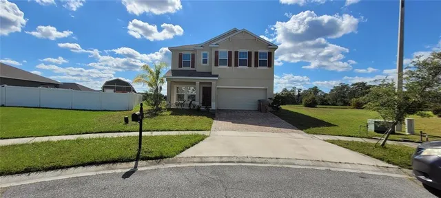 $2,000 | 2230 Riverglen Court, Kissimmee, FL 34746