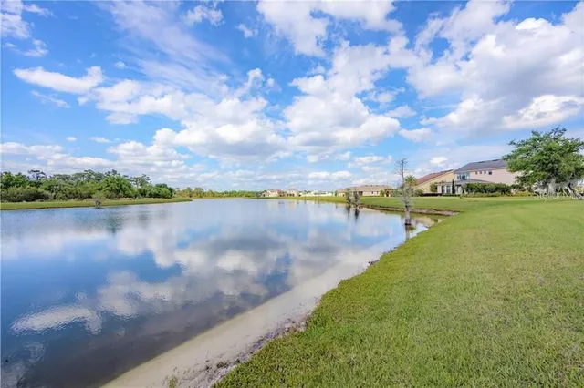 $2,000 | 2230 Riverglen Court, Kissimmee, FL 34746
