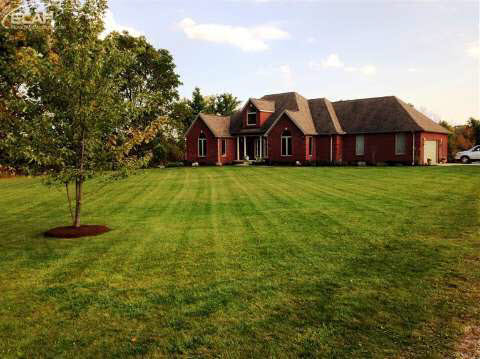 8053 Coldwater Road Flushing, MI 48433 - Photo 1 of 23 20422107.JPG