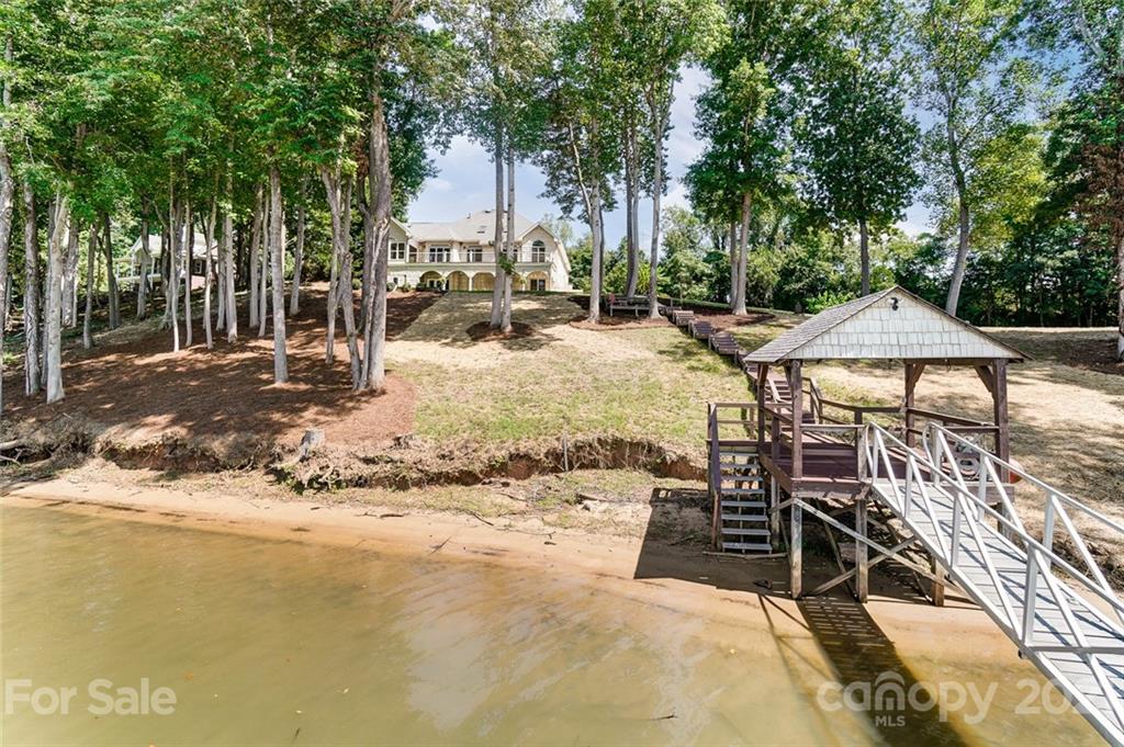 5636 Plantation Ridge Road Charlotte, NC 28214 - Photo 19 of 48 Gallery Image 19