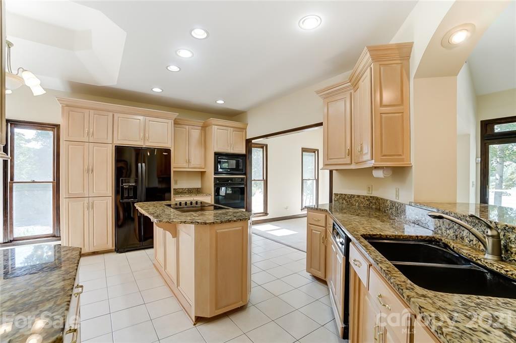 5636 Plantation Ridge Road Charlotte, NC 28214 - Photo 29 of 48 Gallery Image 29