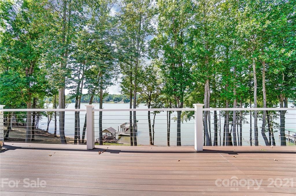 5636 Plantation Ridge Road Charlotte, NC 28214 - Photo 4 of 48 Gallery Image 4