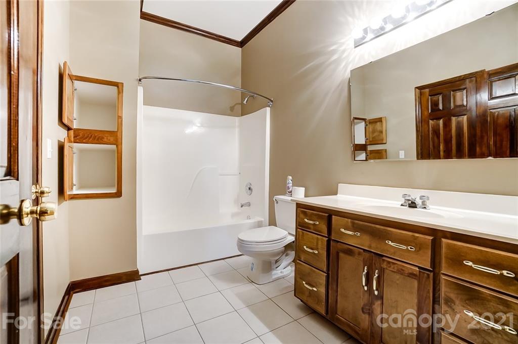5636 Plantation Ridge Road Charlotte, NC 28214 - Photo 43 of 48 Gallery Image 43