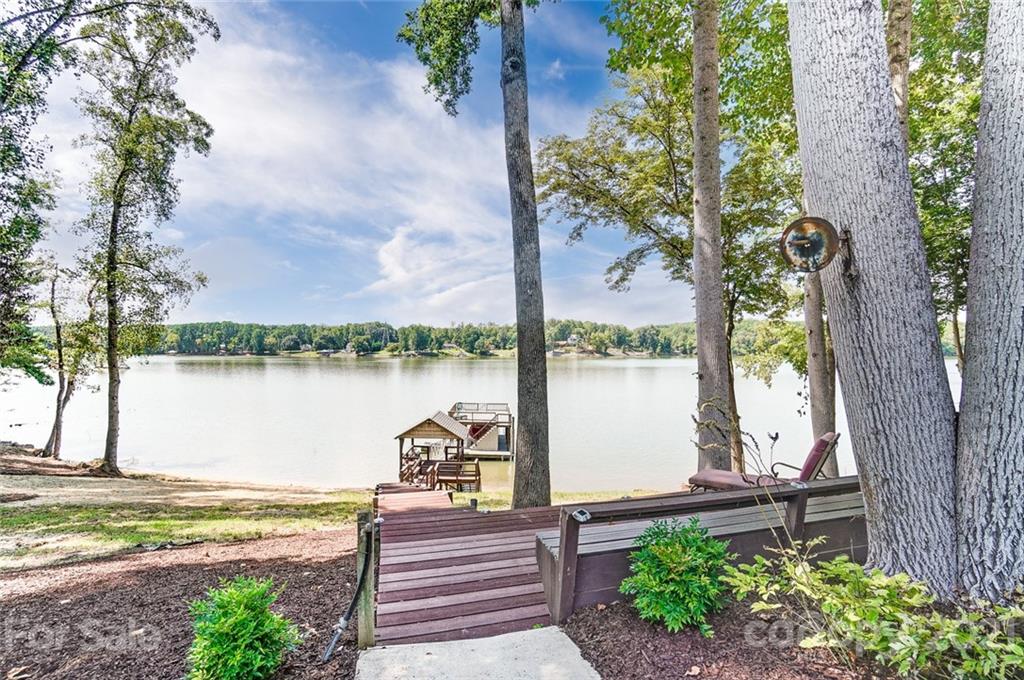 5636 Plantation Ridge Road Charlotte, NC 28214 - Photo 6 of 48 Gallery Image 6