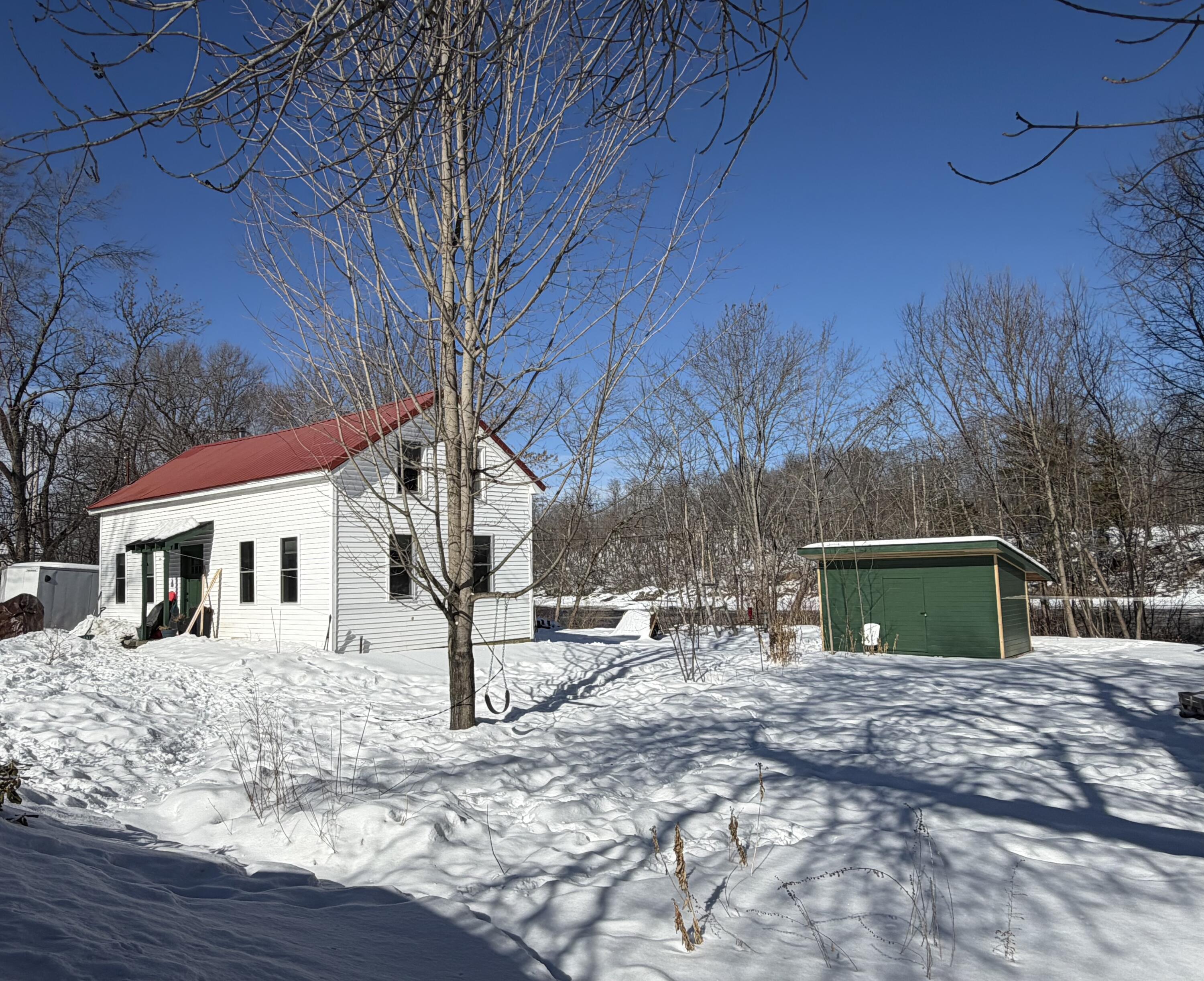 42 Howard Street Old Town, ME 04468 - Photo 4 of 66 1