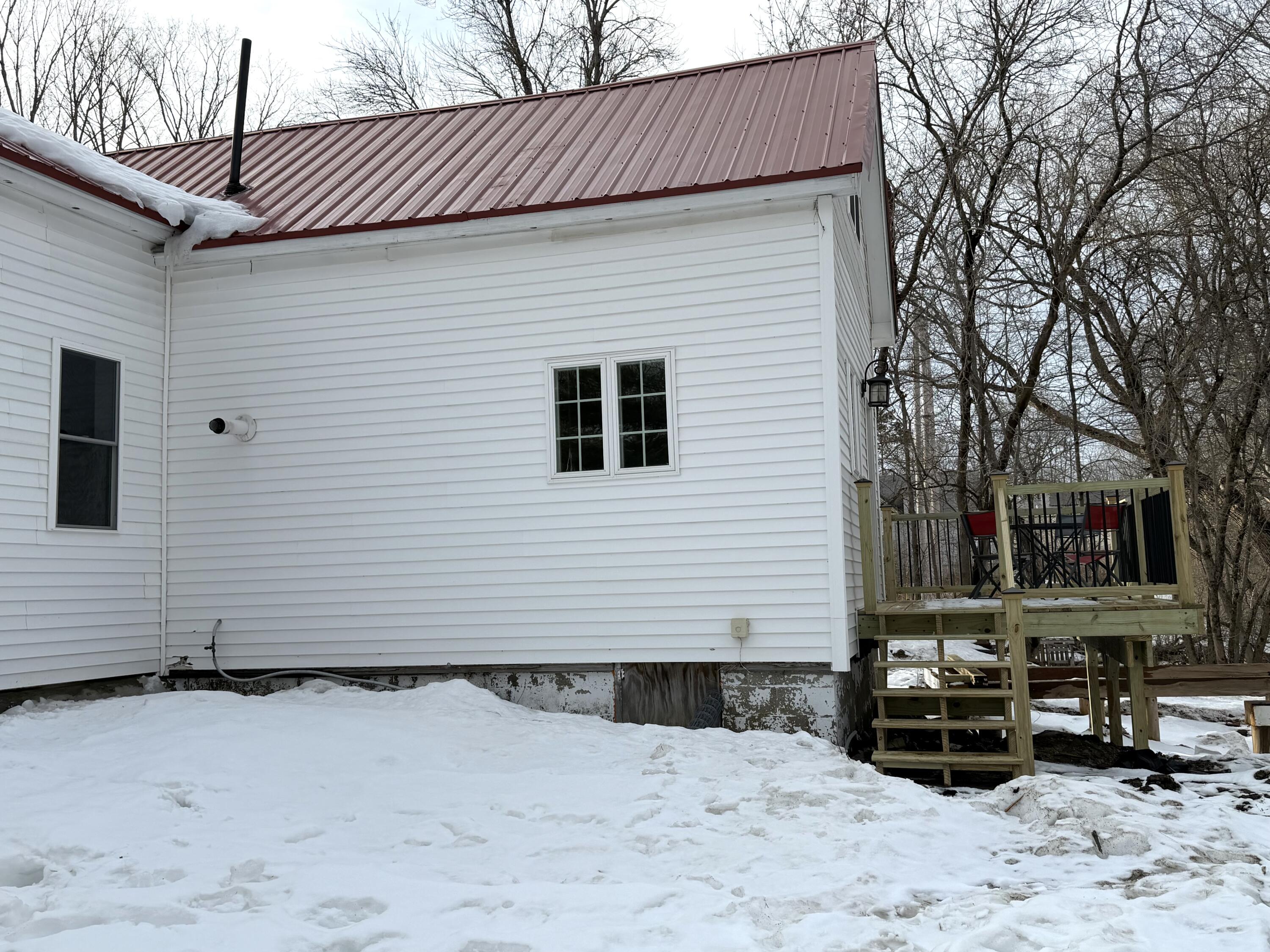 42 Howard Street Old Town, ME 04468 - Photo 7 of 66 7