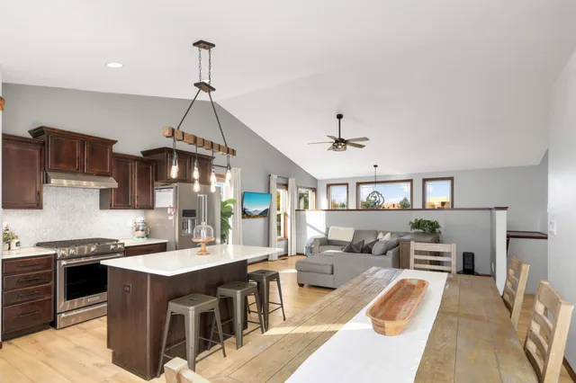 $464,900 | 696 Jutland Avenue, Shakopee, MN 55379